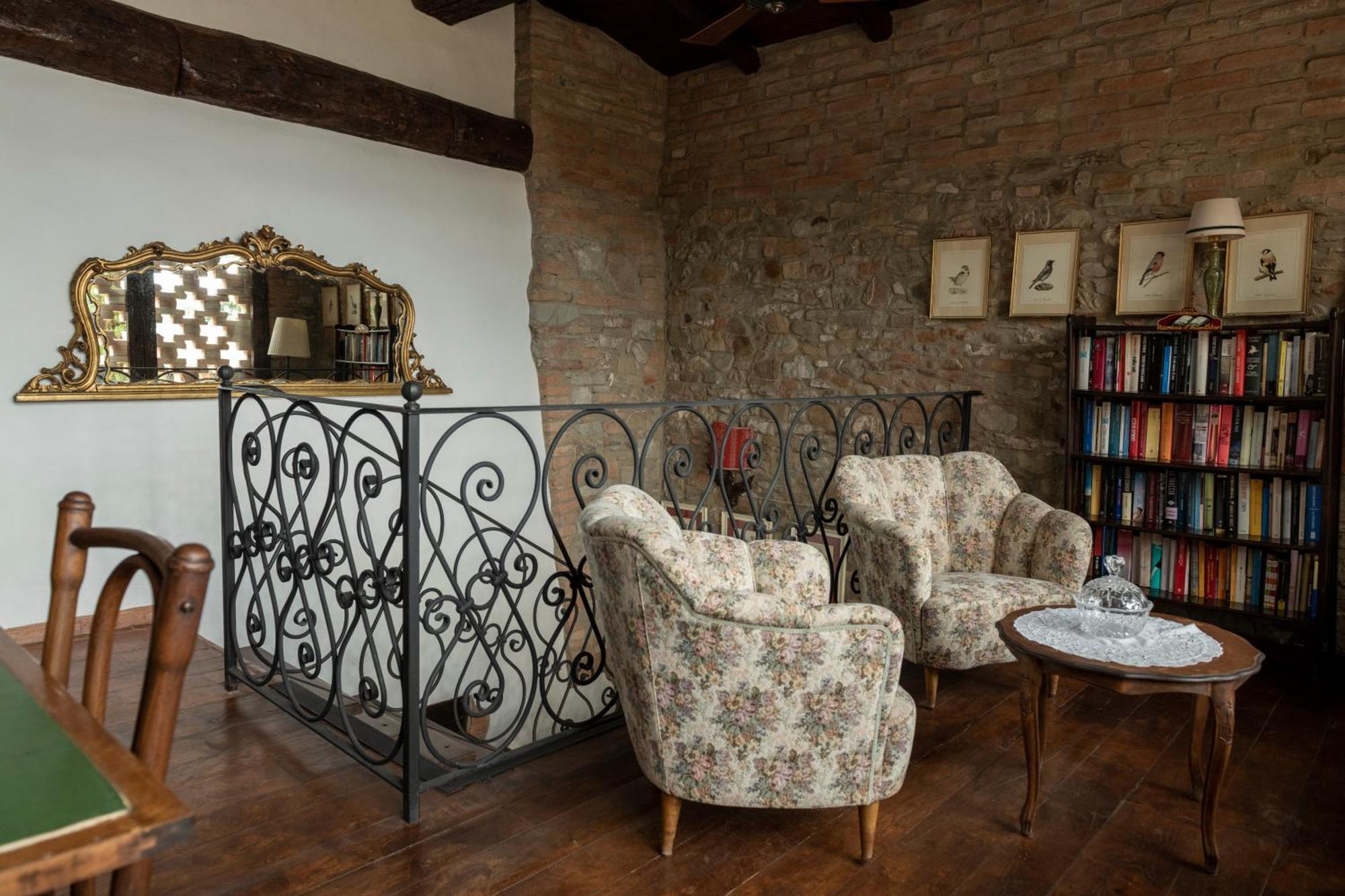 בית הארחה Castello di Serravalle 	Cascina La Buca מראה חיצוני תמונה